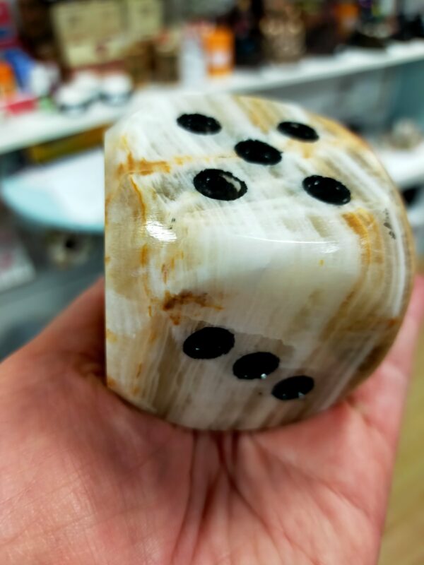 Oynx Dice