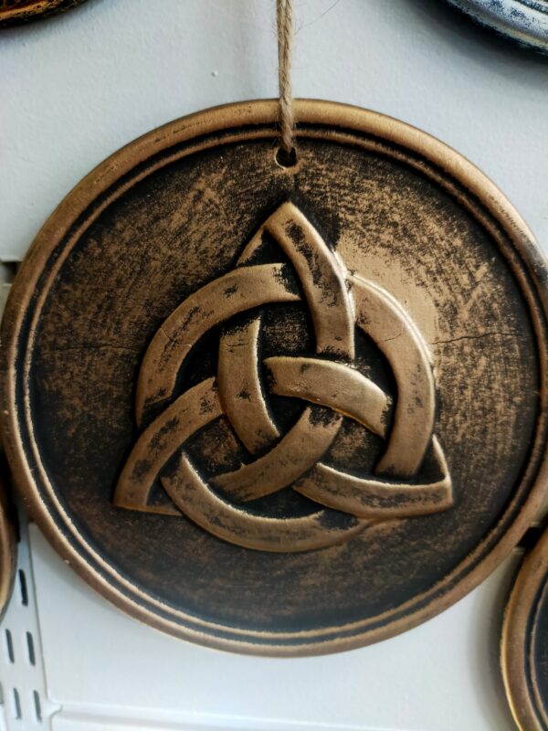 Triquetra Plaque - Image 2