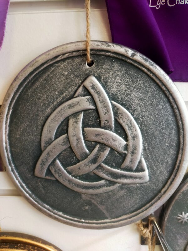 Triquetra Plaque