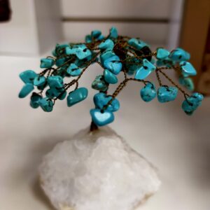 Howlite Gemtree - Medium