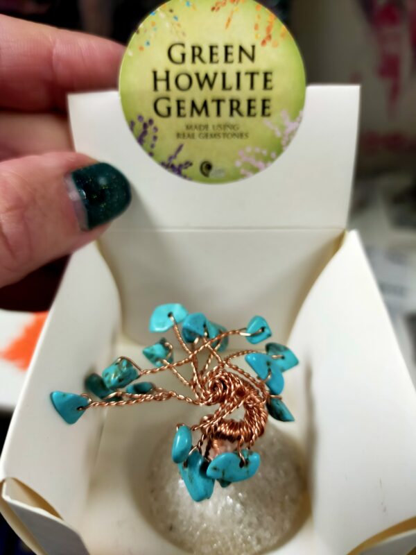 Howlite Gemtree